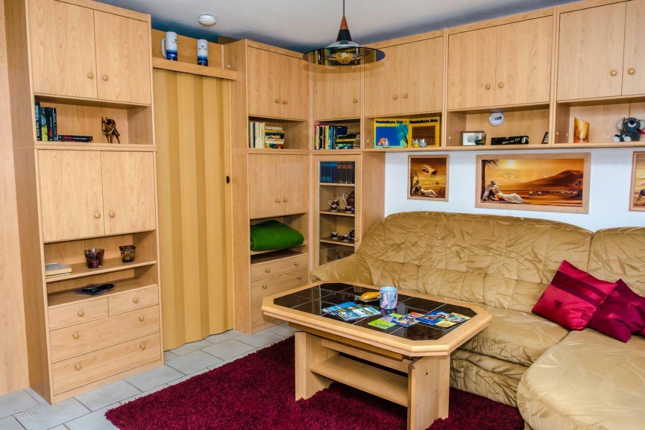 Schoene, Gemuetliche Wohnung Lipsia Esterno foto
