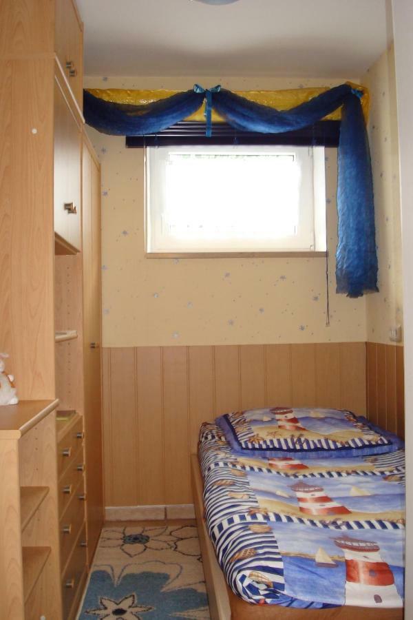 Schoene, Gemuetliche Wohnung Lipsia Esterno foto